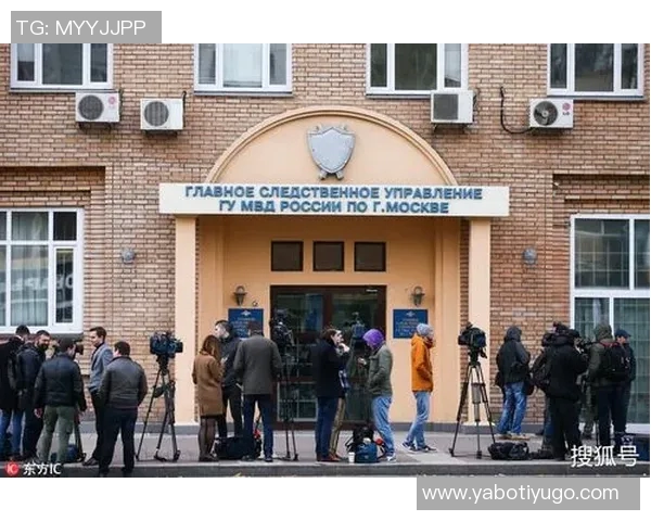 俄罗斯国脚遭绑架惊险逃脱绑匪竟是在校大学生引发热议 俄罗斯国脚遭绑架惊险逃脱绑匪竟是在校大学生引发热议