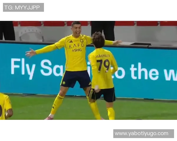 菲利克斯头球破门助利雅得胜利领先对手一球展现自信风采 菲利克斯头球破门助利雅得胜利领先对手一球展现自信风采