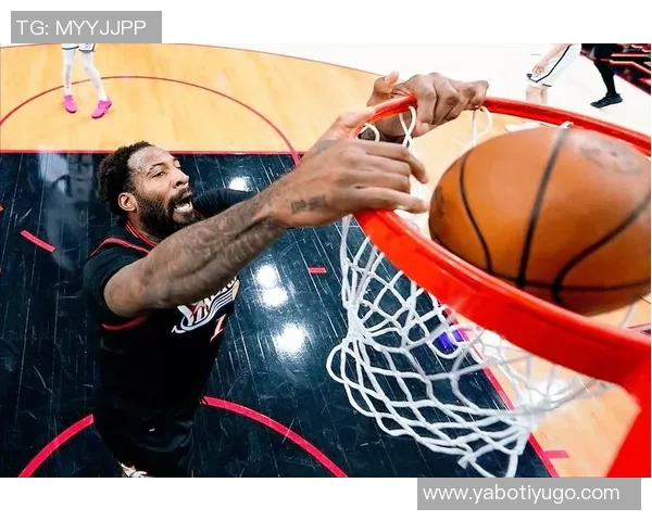 德拉蒙德狂揽24篮板创赛季新高12投6中贡献14分展现统治力